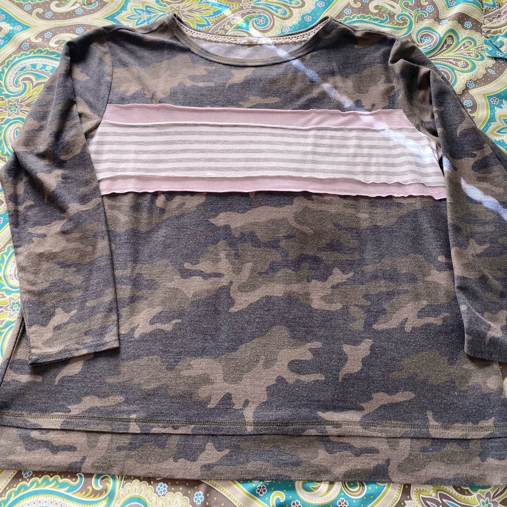 Maurices light sweatshirt